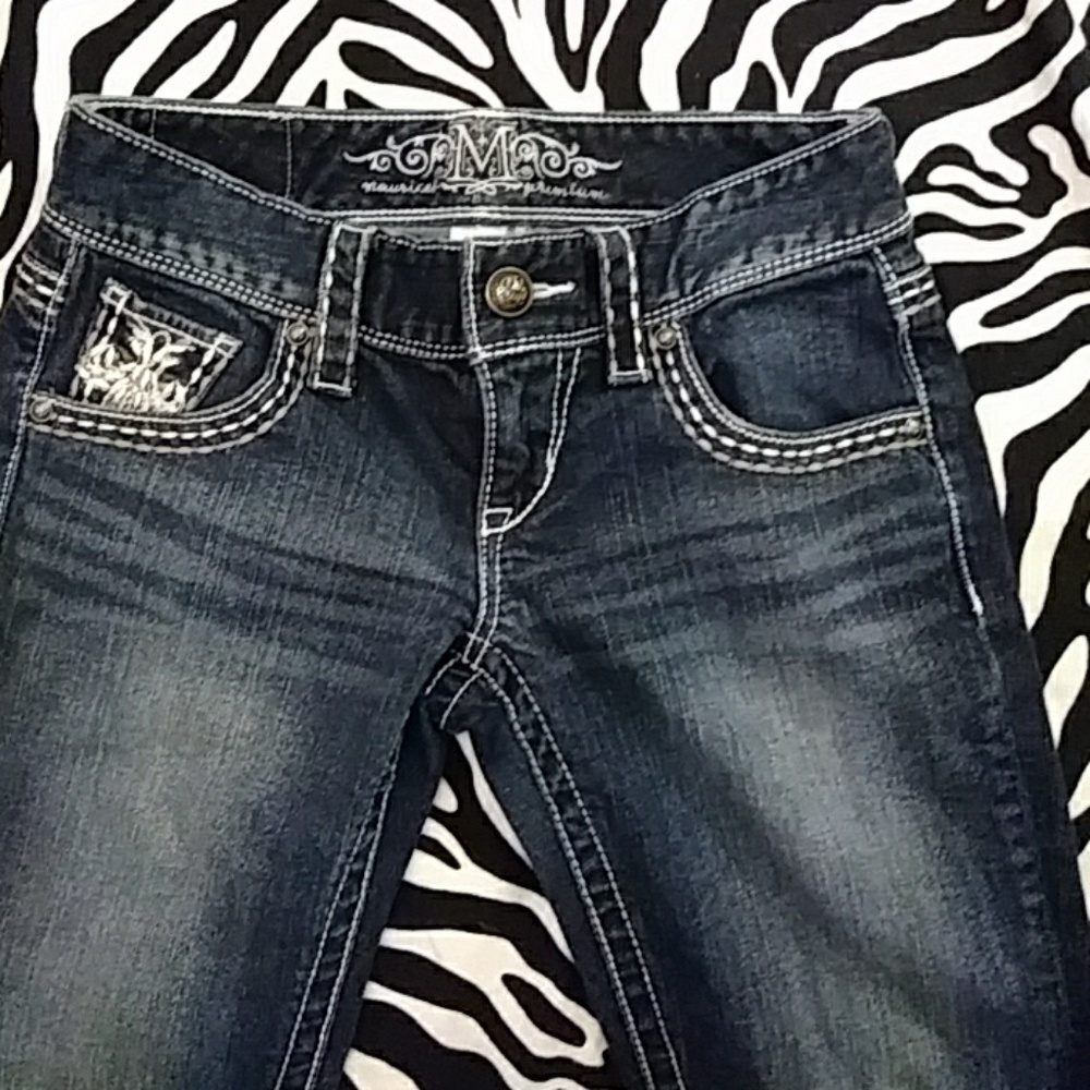 Maurices Jeans - Picture 2 of 8